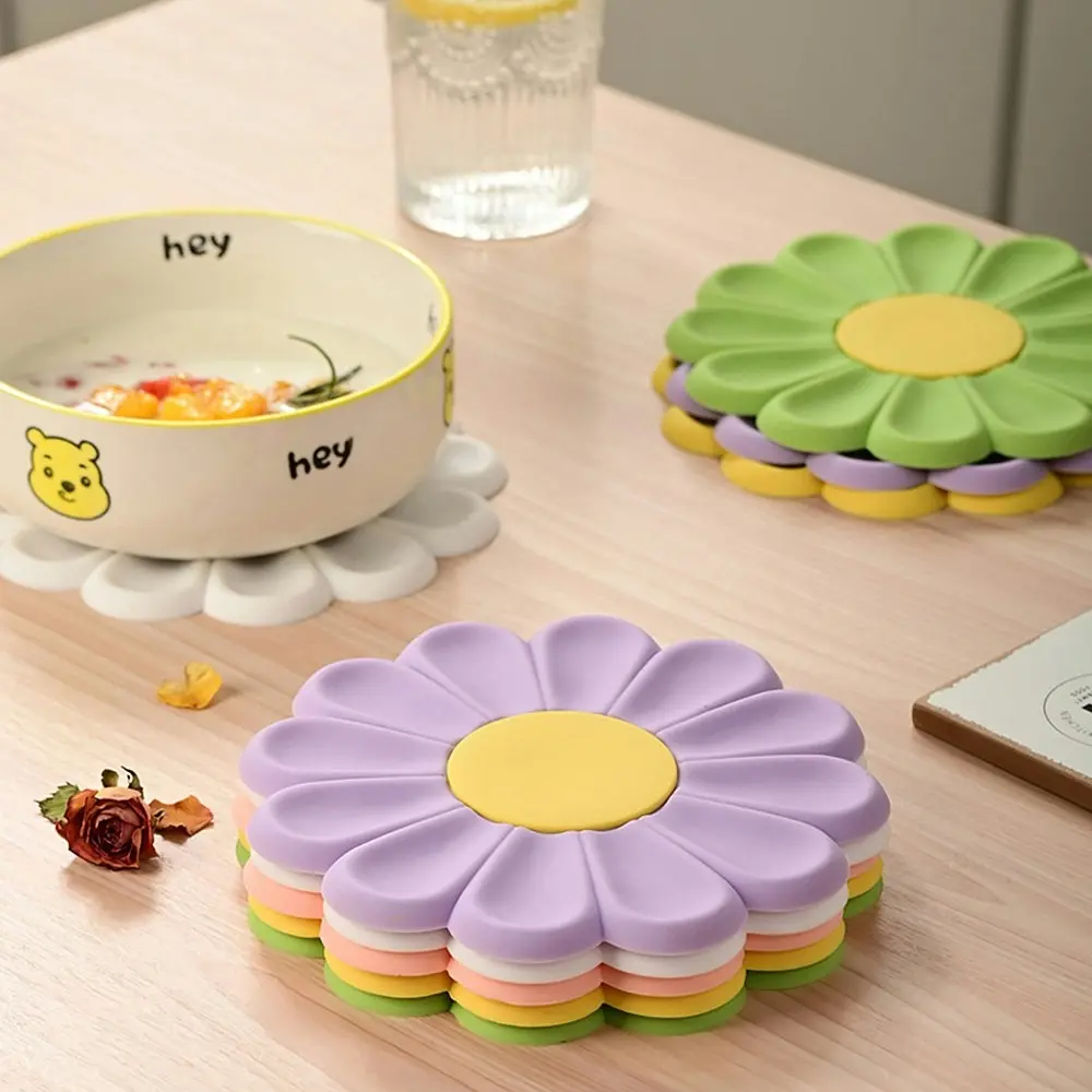 5 Pack Daisy Shape Silicone Coaster Heat Resistant Anti-scalding Mats Placemats