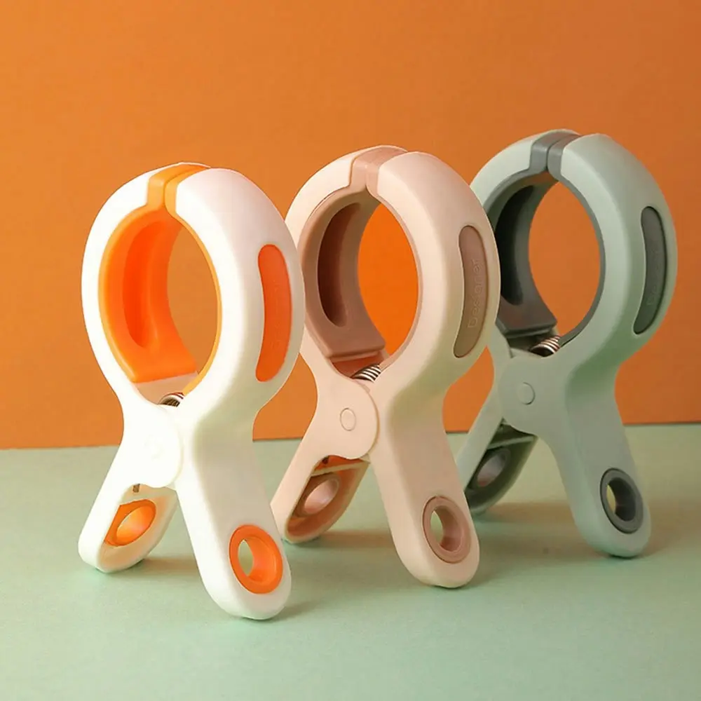 9Pcs Quilt Fixer Clip Multi functional Clothes Hanger Balcony Windproof Clip - Home & Garden