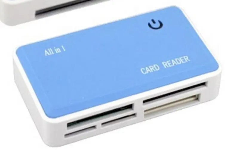 Astrotek All In 1 Portable Card Reader USB 2.0 Hub/Dock f/Memory Card/SD/Mini SD - Electronics