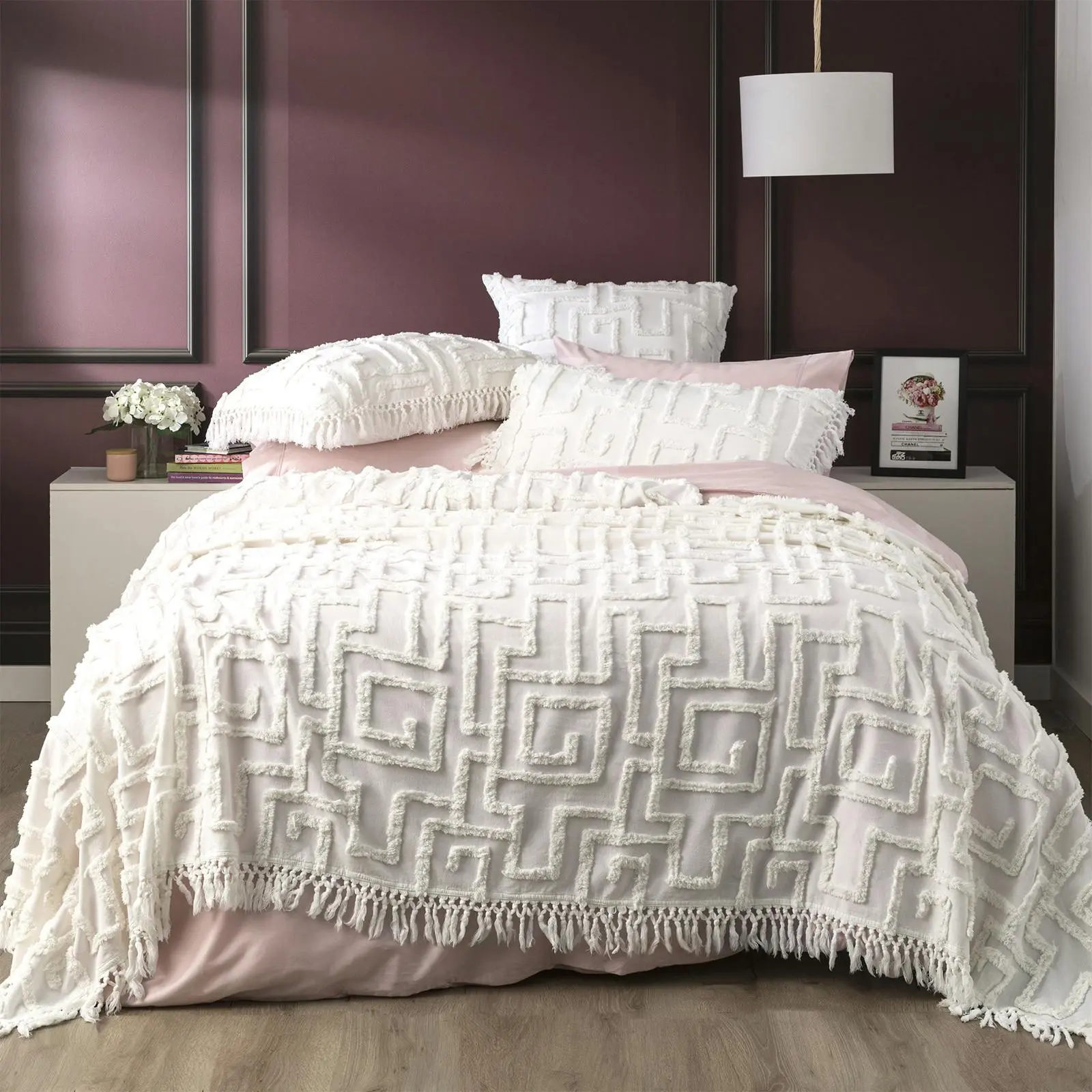 Renee Taylor Riley Queen/King Bed Cover Set Vintage Washed Tufted Cotton White - Home & Garden