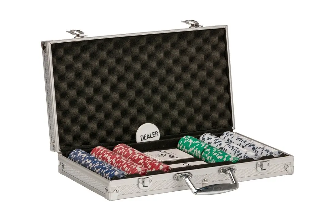 Poker Set With Aluminium Case - Toys & Games