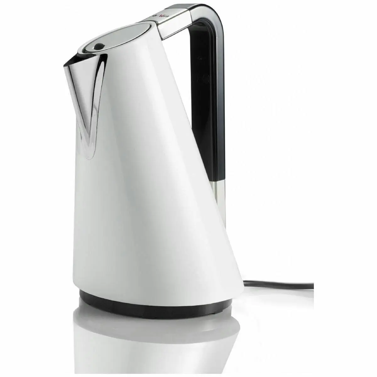 Bugatti Vera Easy 1.7L White Kettle - Home & Garden